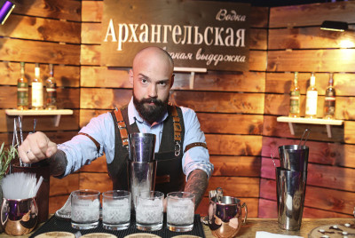Харизматичные бармены